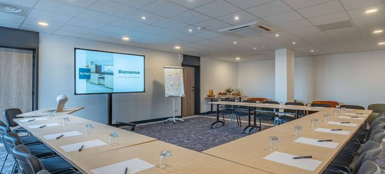 图尔南部巴朗米雷Kyriad(Kyriad Tours Sud - Ballan Mire)图片