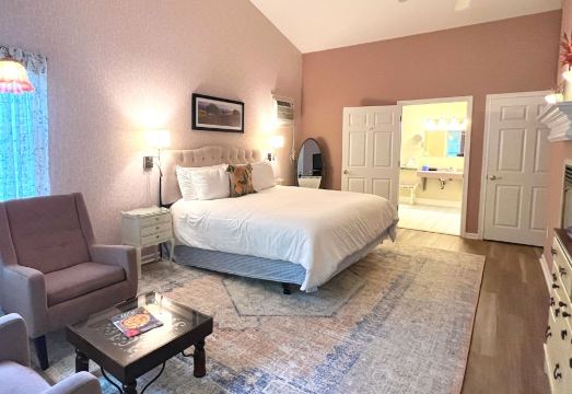 The Inn at StockbridgeHotel Overview