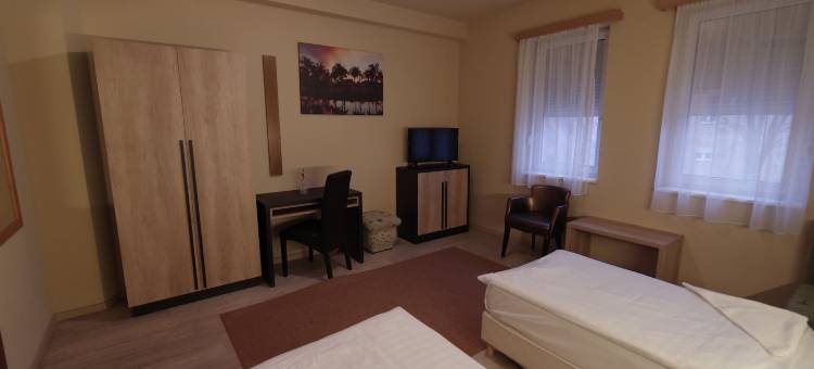 精品瓦达斯库特酒店(Hotel Vadászkürt Superior)图片