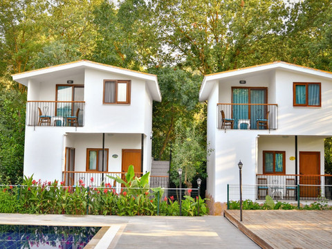 金字塔精品酒店