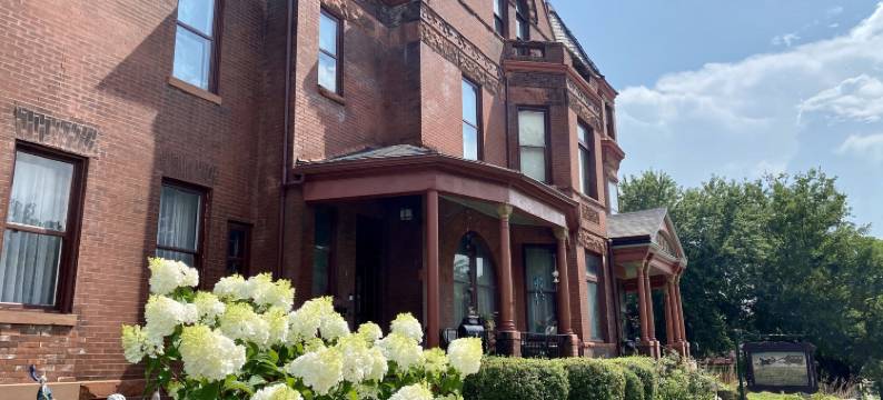 葡萄酒庄园马车之家民宿(Vineyard Mansion Carriage House)图片