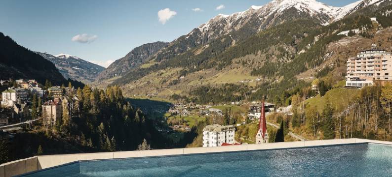 巴德斯洛斯酒店创立于1791年(Urban Nature Bad Gastein - Badeschloss)图片