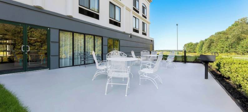 图珀洛温德姆温盖特酒店(Wingate by Wyndham Tupelo)图片