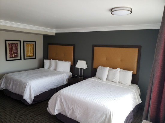 伯班克波托菲诺酒店