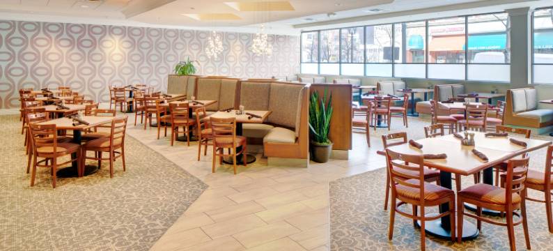 密尔沃基市区希尔顿逸林酒店(DoubleTree by Hilton Hotel Milwaukee Downtown)图片