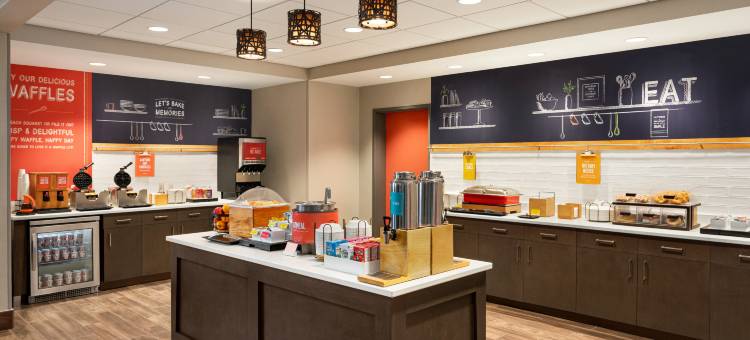 奥佛兰公园南欢朋套房酒店(Hampton Inn & Suites Overland Park South)图片