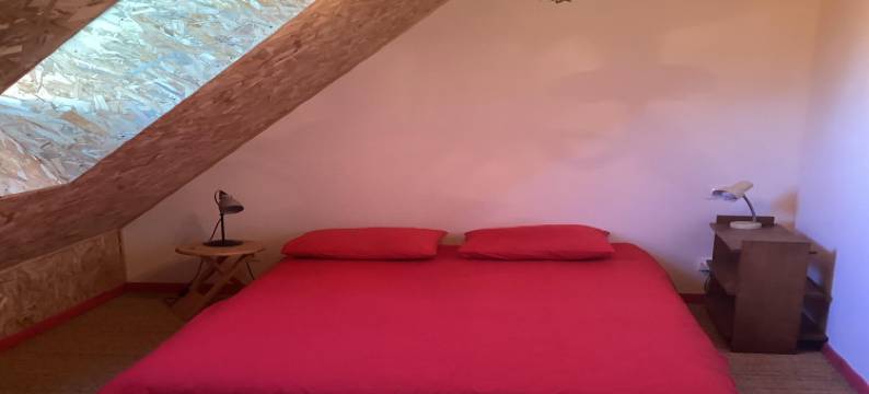 Charming Home by River Allier图片