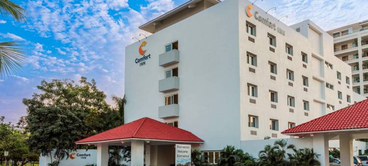 波多黎各瓦拉塔高尔夫海滨舒适酒店(Comfort Inn Puerto Vallarta Golfside & Marina)图片