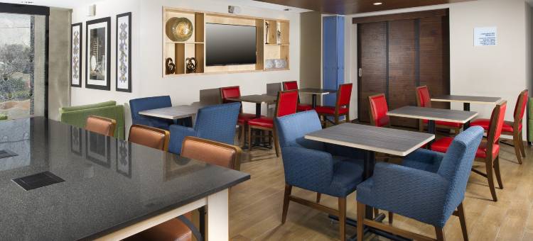 智选假日套房酒店圣安东尼奥DTWN市场区(Holiday Inn Express & Suites SAN ANTONIO-DTWN MARKET AREA by IHG)图片