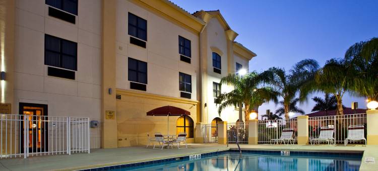 斯图尔特智选假日酒店(Holiday Inn Express Stuart)图片