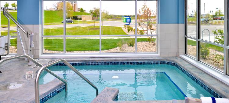 麦迪逊智选假日套房酒店(Holiday Inn Express & Suites MADISON by IHG)图片