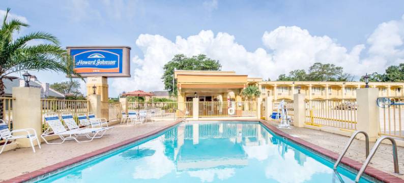 查尔斯湖历史区豪生酒店(Howard Johnson by Wyndham Historic Lake Charles)图片