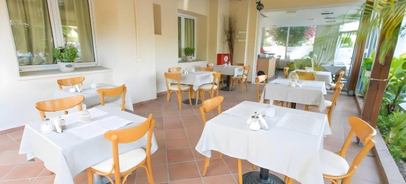 城市加酒店(City Plus Rhodes Hotel)图片