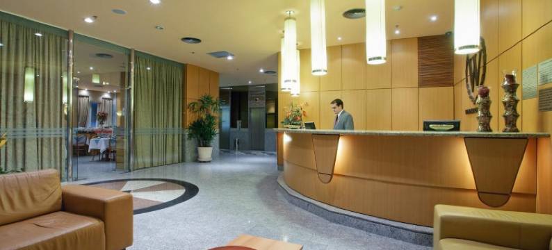 温莎阿斯图里亚斯酒店(Windsor Asturias Hotel)图片