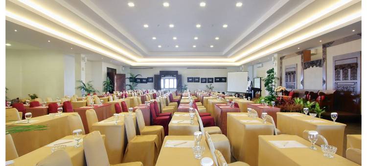 苏卡加迪酒店(Sukajadi Hotel, Convention and Gallery)图片