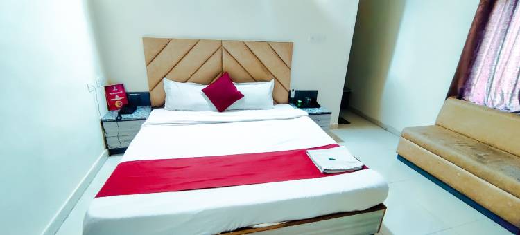 皇家阿南达姆酒店(Hotel Royal Aanandam)图片