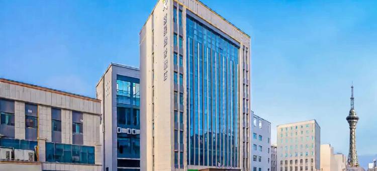 丽呈朗誉酒店(喀什行政服务中心小亚郎湿地公园店)图片