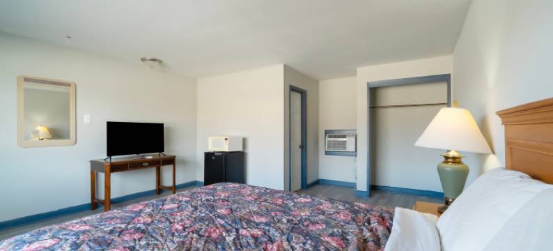 Capital O Parker汽车旅馆克卢特Jackson Tx 332(Capital O Parker Motel Clute Jackson Tx 332)图片