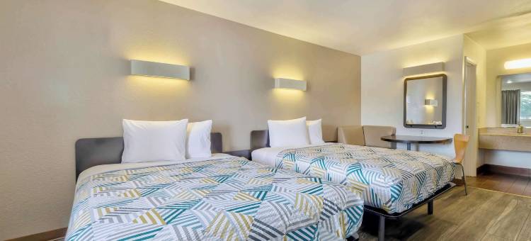 布赖恩大学城6号汽车旅馆(Motel 6 Bryan, TX - College Station)图片