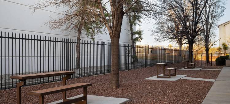 阿尔伯克基机场戴斯套房酒店(Days Inn & Suites by Wyndham Airport Albuquerque)图片