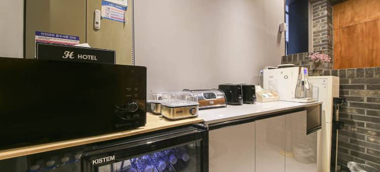 井邑H酒店(Jeongeup H Hotel)图片