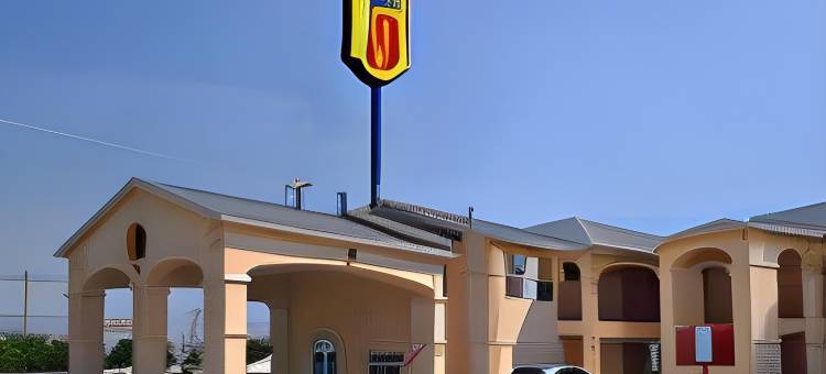 福尔尼东达拉斯温德姆速 8 酒店(Super 8 by Wyndham Forney/East Dallas)图片