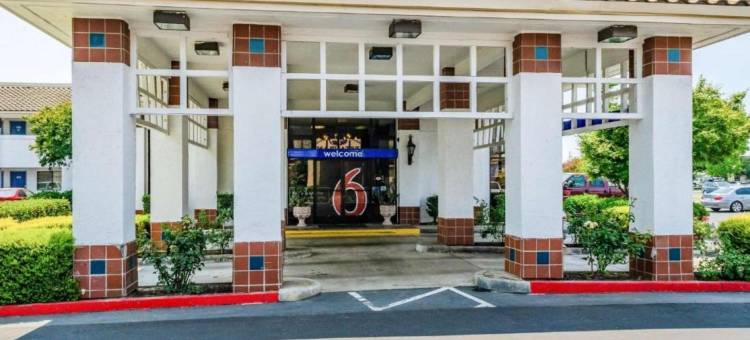 奥克代尔6号汽车旅馆(Motel 6 Oakdale, CA)图片