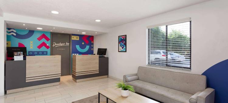 德维洛珀酒店高速公路 由温德姆豪生管理(Howard Johnson by Wyndham Orlando Lake Buena Vista South)图片