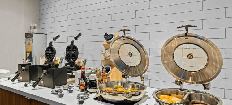 万枫万豪国际酒店及套房迪克森(Fairfield by Marriott Inn & Suites Dixon)图片