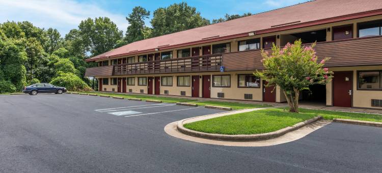 红顶酒店-锡克里(Red Roof Inn Hickory)图片