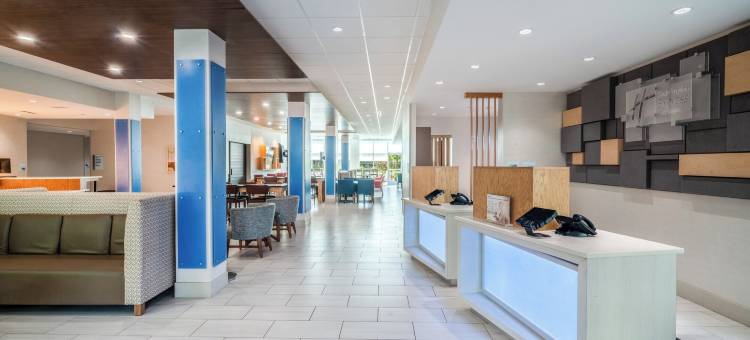亚特兰大机场东北哈皮维利智选假日套房酒店(Holiday Inn Express & Suites ATLANTA AIRPORT NE - HAPEVILLE by IHG)图片