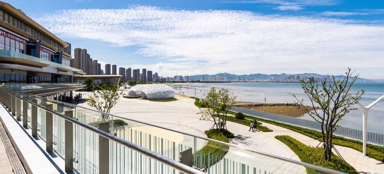 华发新天地观海落地窗LOFT公寓(滨海大道分店)图片