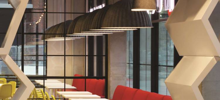 明尼阿波利斯市中心丽芮酒店(Radisson Red Minneapolis Downtown)图片