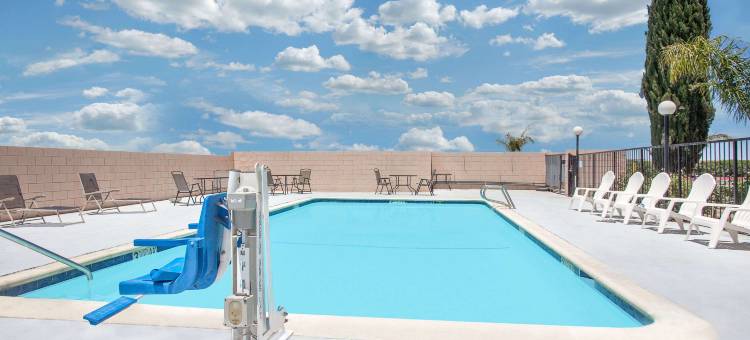 洛斯特希尔斯戴斯酒店(Days Inn by Wyndham Lost Hills)图片