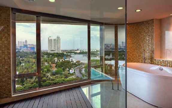 Mercure Convention Center AncolHotel Overview