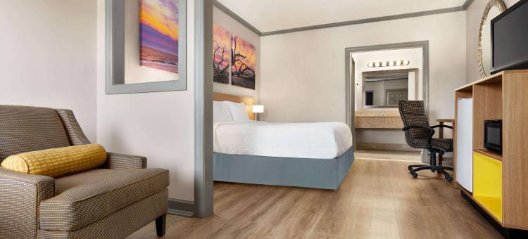 金斯兰戴斯酒店(Days Inn by Wyndham Kingsland GA)图片