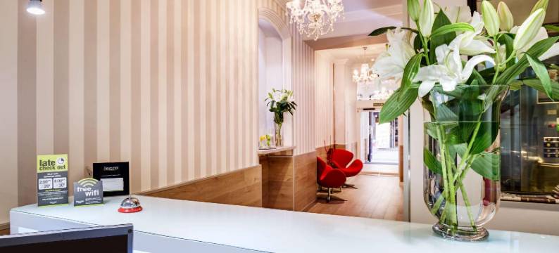 拉斯托雷斯斯考特而酒店(Sercotel Las Torres)图片