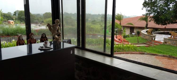 杰辛湖维塔纳伊加特普里度假村(Jayshin Lake Vaitarna Resort - Igatpuri)图片