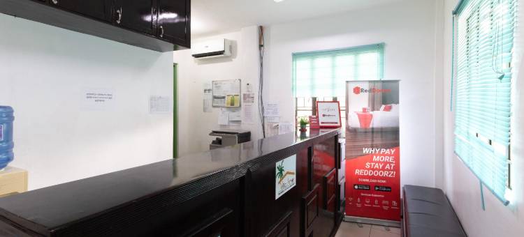 红多兹酒店-塔克洛班萨加汗皮卡斯(RedDoorz @ Picas Sagkahan Tacloban)图片