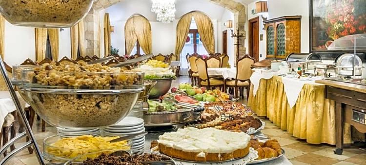 布拉格查理大桥宫酒店(Charles Bridge Palace Prague)图片