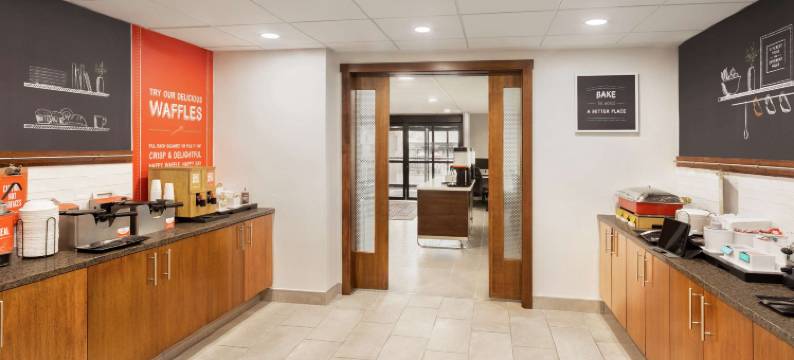 密尔沃基-布鲁克菲尔德欢朋酒店(Hampton Inn Milwaukee/Brookfield)图片