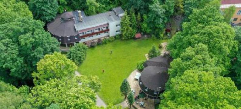 Erdovarazs Panzio图片