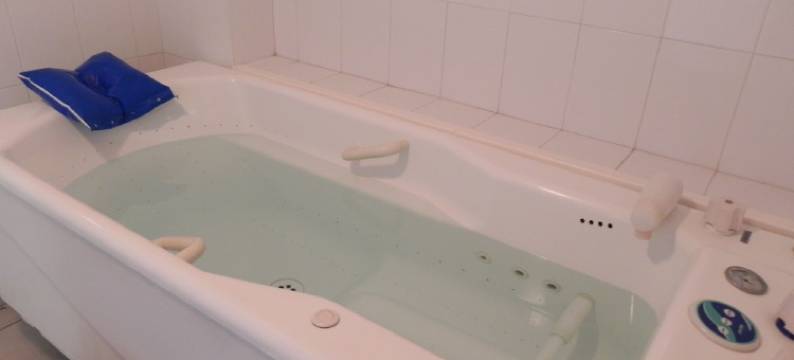 宜必思赛特巴拉吕克莱班安康水疗酒店(Ibis Sète Balaruc les Bains Bien-être et Spa)图片