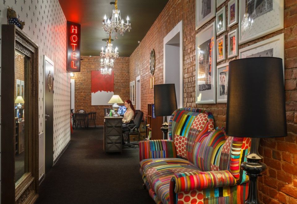 Litejnyij Hotel Hotel Overview