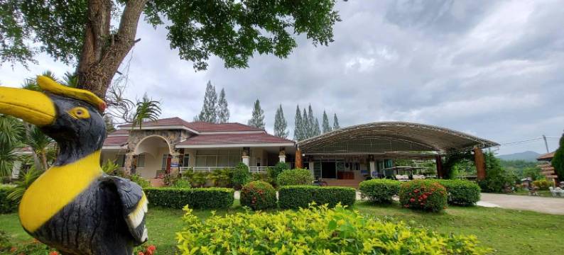 塔劳斯里和溪畔度假村(Tanaosri & Creekside Resort)图片