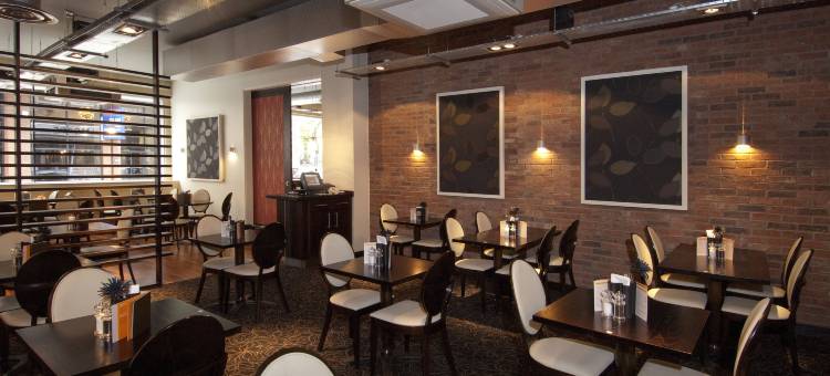 伯明翰普瑞米尔客栈 - 圣滑铁卢(Premier Inn Birmingham City (Waterloo St))图片