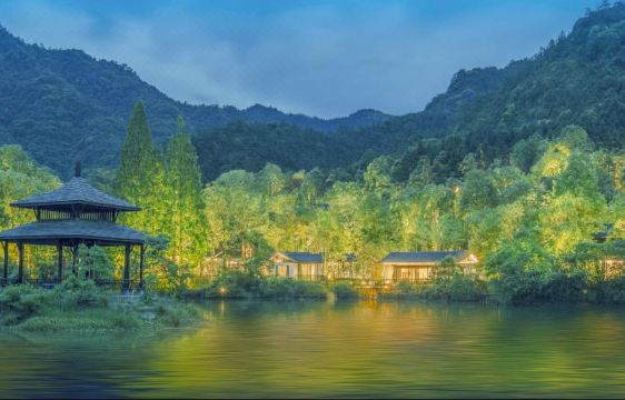 Found Retreat Jiande Hangzhou Over view