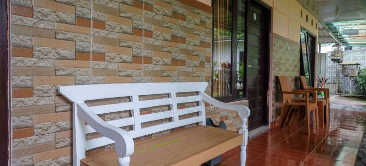 红多兹伊斯兰酒店-克罗马杜2号(RedDoorz Syariah @ Colomadu 2)图片