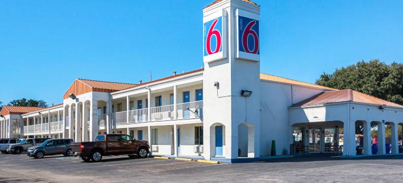 圆石城6号汽车旅馆(Motel 6 Round Rock, TX)图片