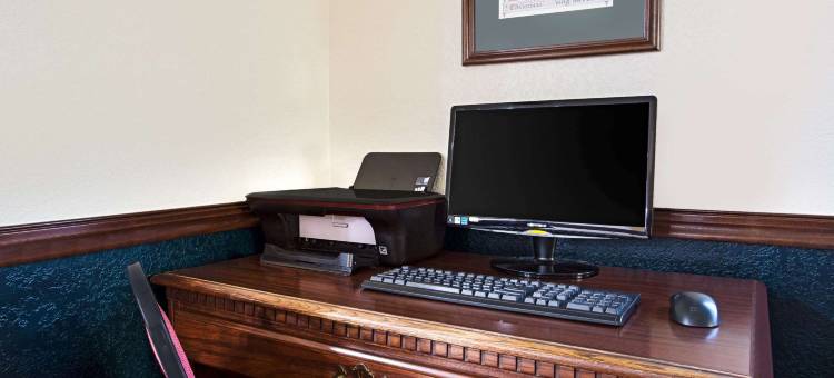 新汉普顿速8酒店(Super 8 by Wyndham New Hampton)图片